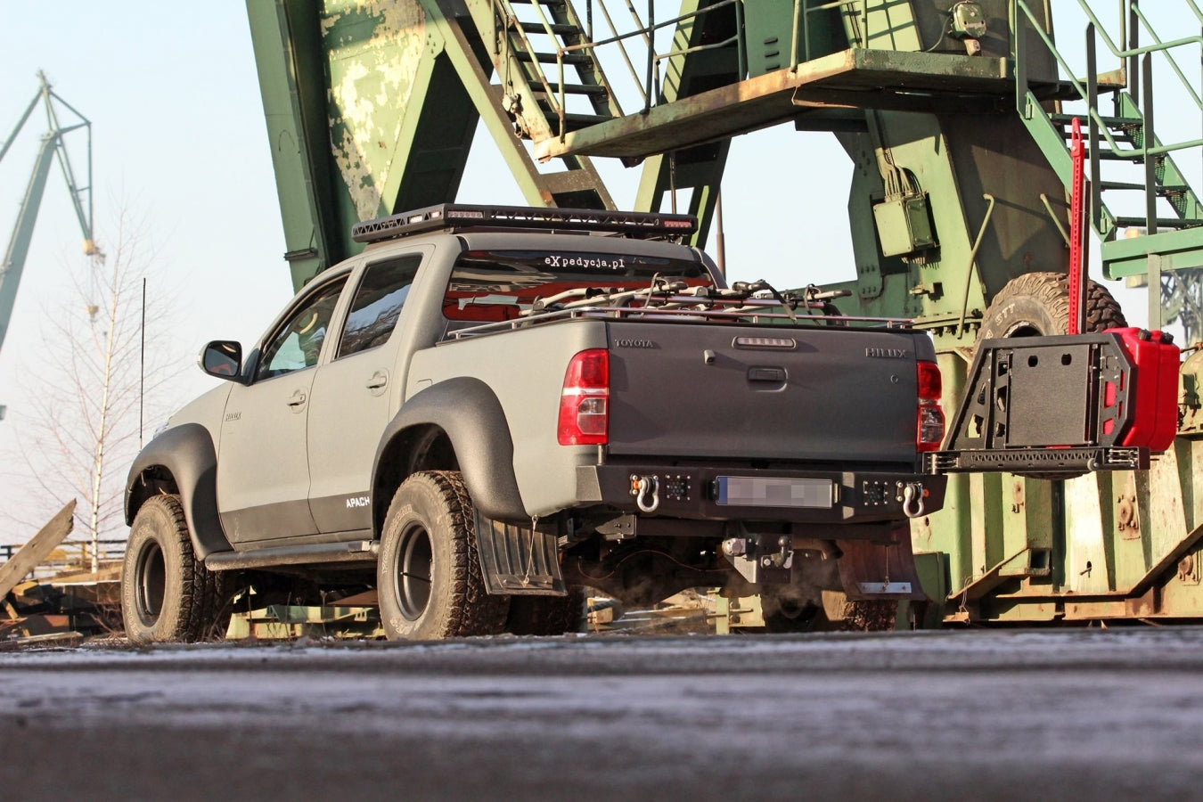 Reserverad Träger für MorE 4x4 Pick Up Stoßstangen
