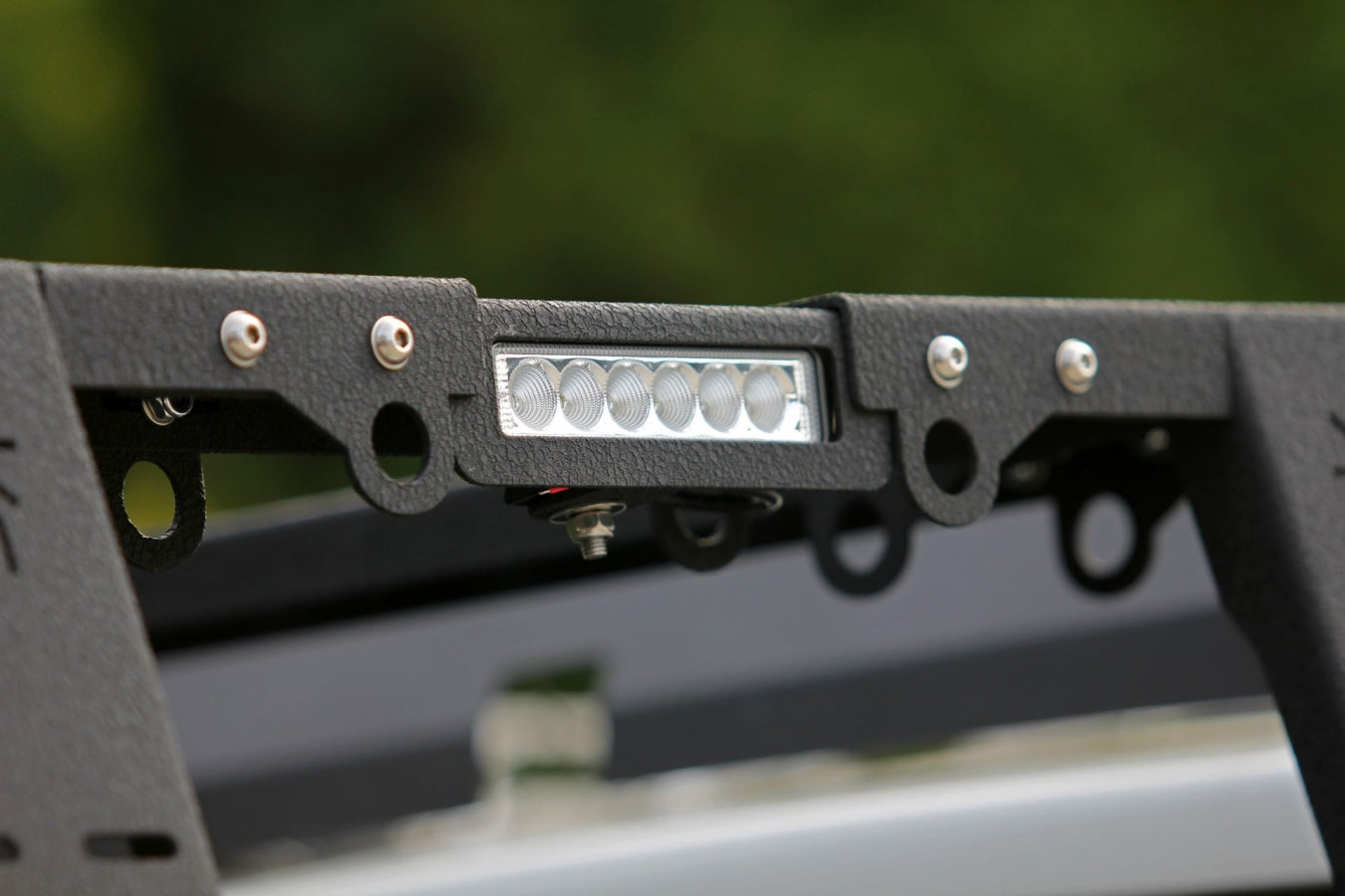 Bed Rack Mark II mittel kurz für Pickups – Rollo & Rollbar