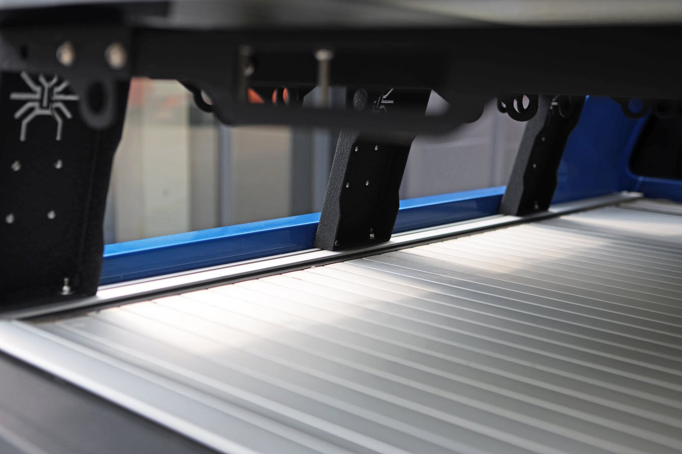 Bed Rack Mark II niedrig kurz für Pickups – Rollo & Rollbar