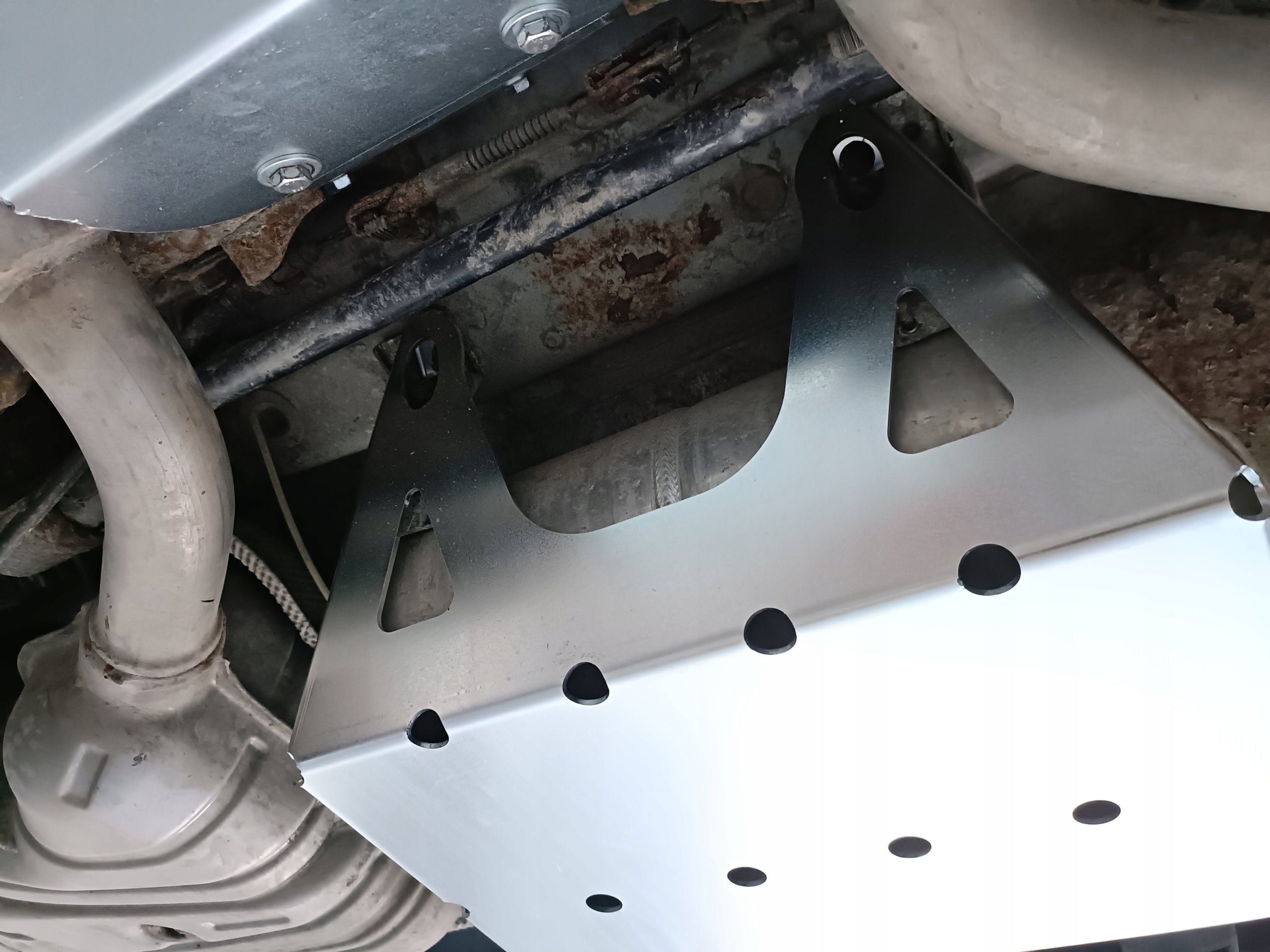 Unterfahrschutz Druckluftspeicher Mercedes-Benz ML W164