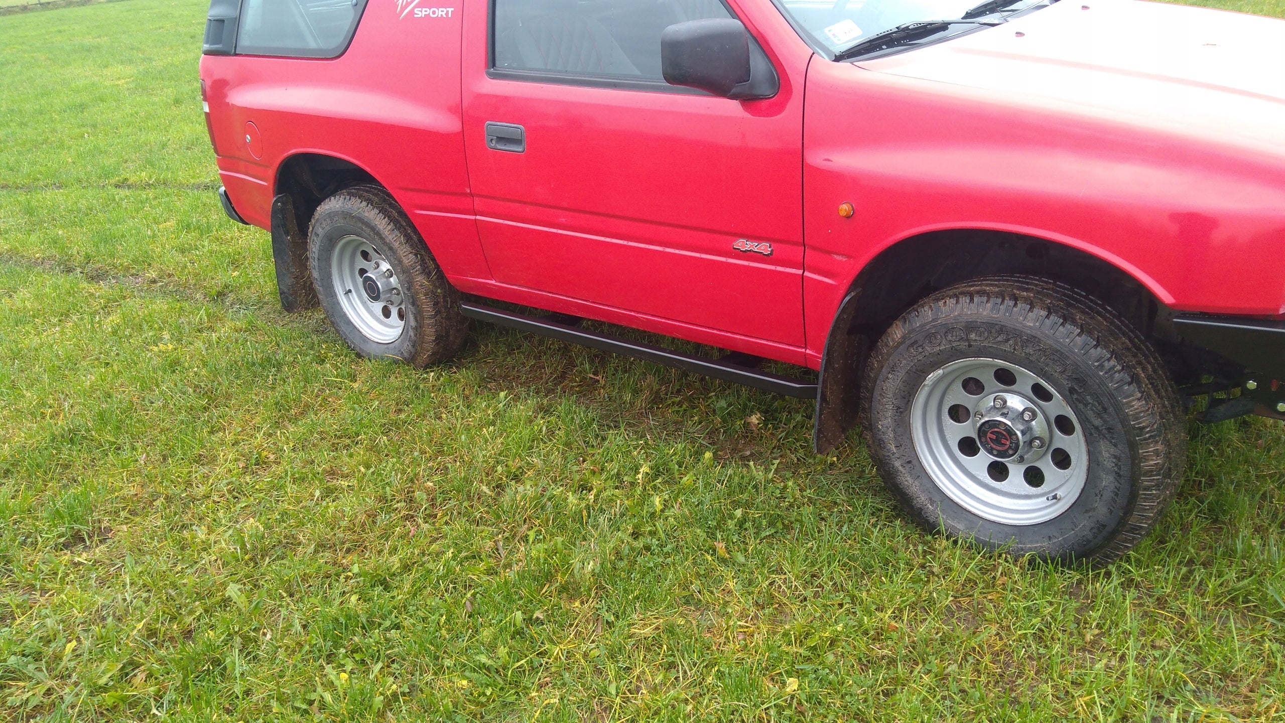 Rockslider Seitenschweller-Schutzrohre Opel Frontera A 3 Türer