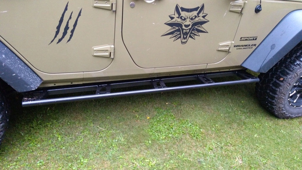 Protectores de estribos Rockslider Jeep Wrangler JKU