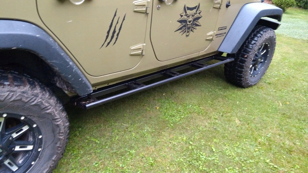 Protectores de estribos Rockslider Jeep Wrangler JKU