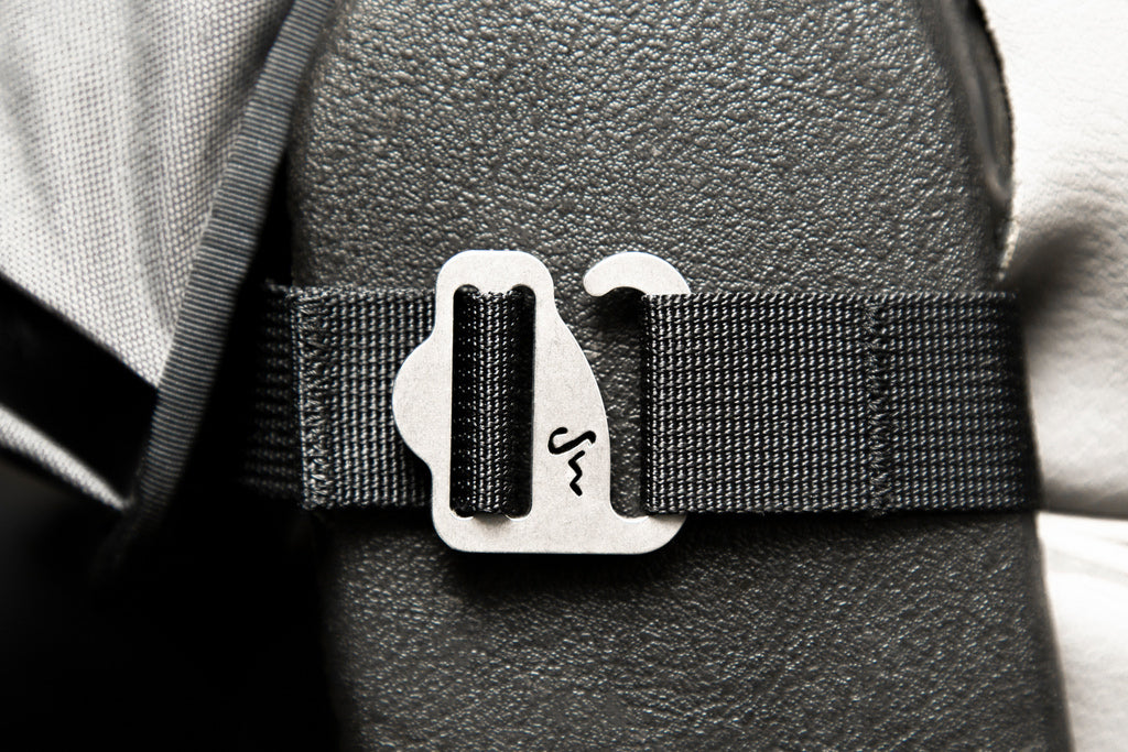 SHE-WOLF Organizer for the back of the VW T4 seat