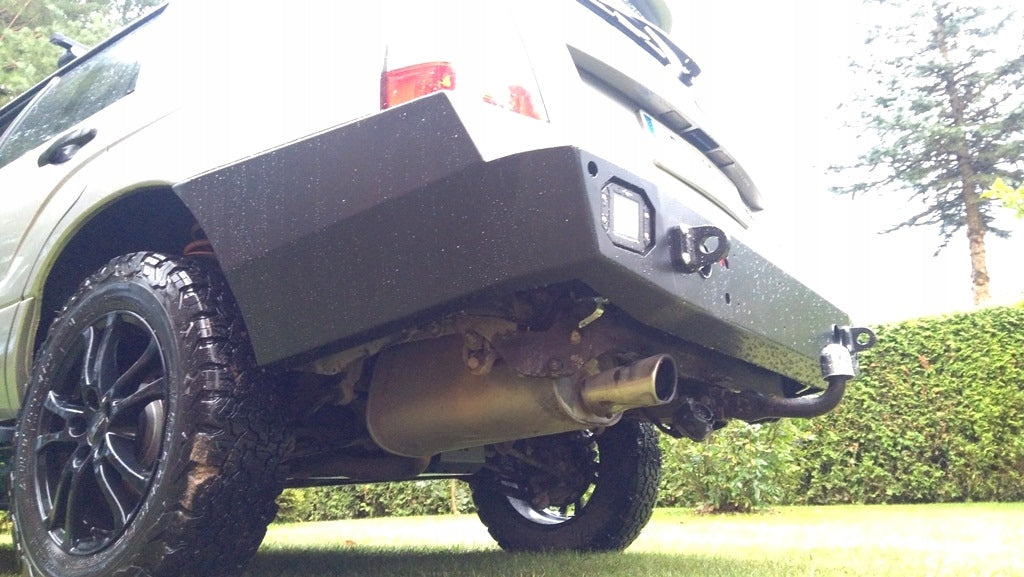 Parachoques trasero de acero Subaru Forester 2 SG