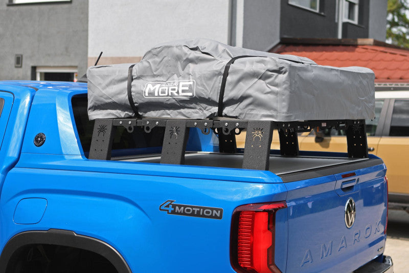 MorE 4x4 Bed Rack Mark II niedrig kurz für Pickup mit Rollo und Rollbar – Ansicht 2