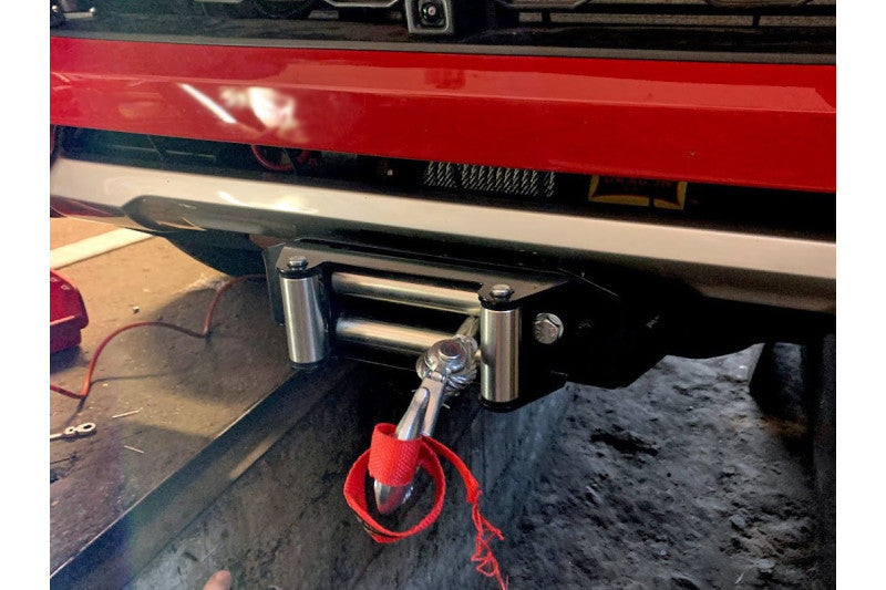 Montageplatte für Seilwinde Mitsubishi L200 / Fiat Fullback 2015-2018